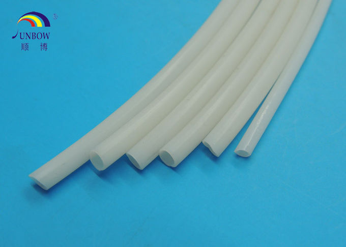 Flexibles weißes Silikonkautschuk-Rohr für Automobil-Kabel, Dichtungen, Isolierung verdrahtend